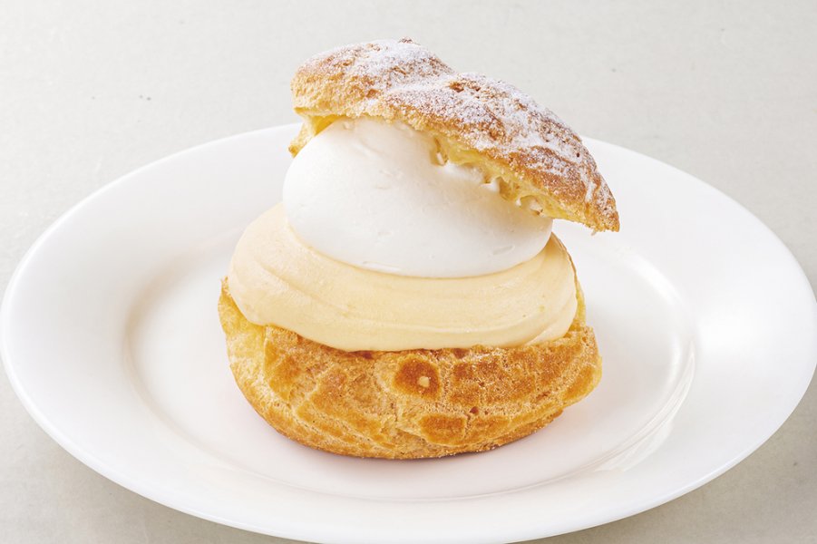 名物「神楽坂シュークリーム」