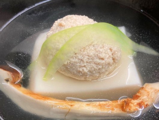 一汁三菜を基本とした茶懐石コース