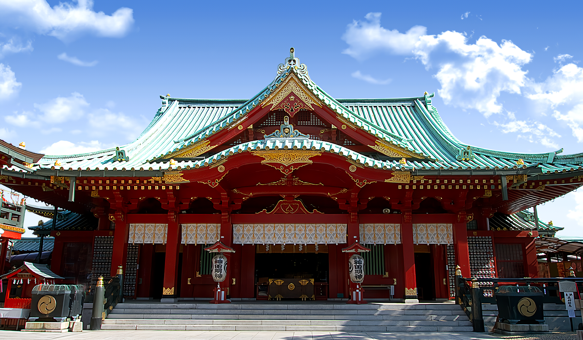 神田神社の境内